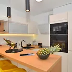 Bruno - Luxury Penthouse With Jacuzzi * Zadar