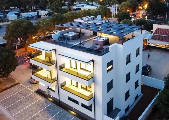 Bruno - Luxury Penthouse With Jacuzzi * Zadar