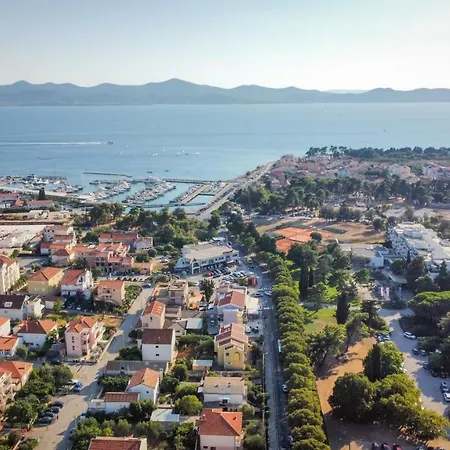 Apartman Bruno - Luxury Penthouse With Jacuzzi Zadar