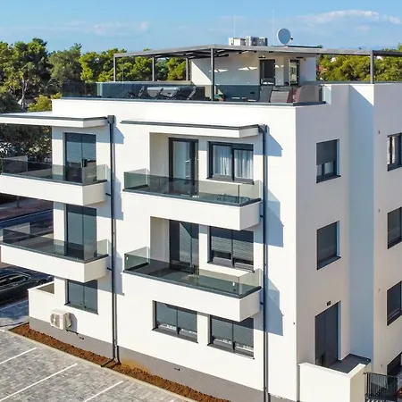 Bruno - Luxury Penthouse With Jacuzzi Apartman Zadar