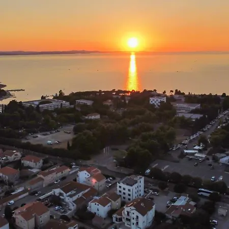 Bruno - Luxury Penthouse With Jacuzzi Apartman Zadar