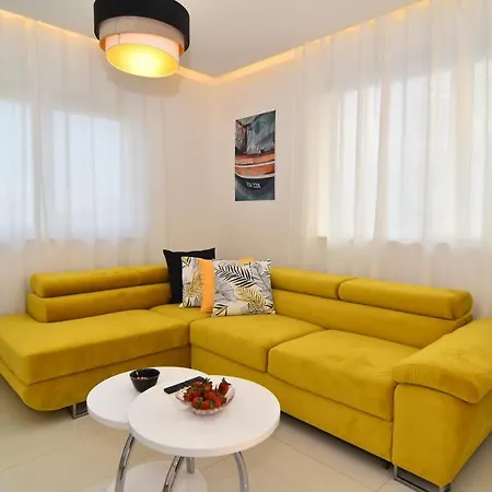 Apartman Bruno - Luxury Penthouse With Jacuzzi