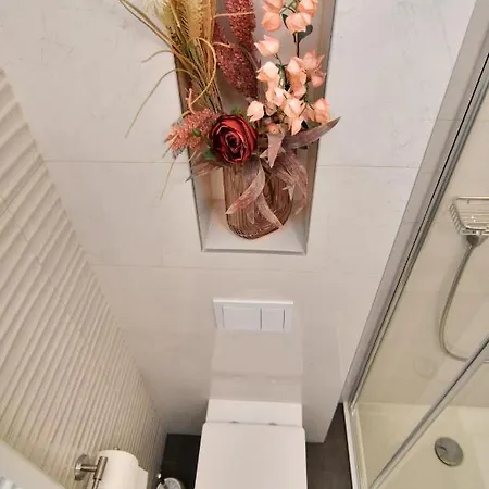 Appartamento Bruno - Luxury Penthouse With Jacuzzi Zara