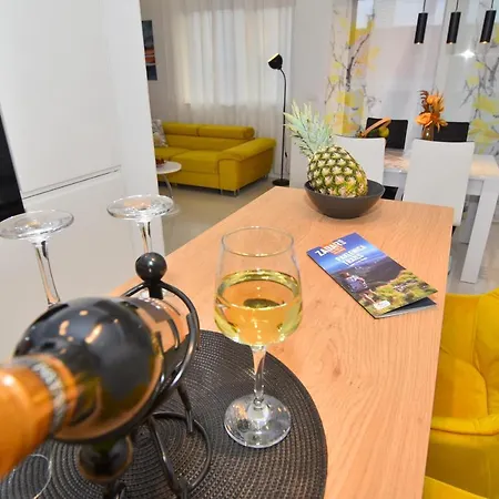 Apartman Bruno - Luxury Penthouse With Jacuzzi Zadar