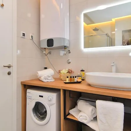 Bruno - Luxury Penthouse With Jacuzzi Apartman Zadar