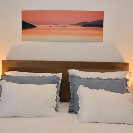 Bruno - Luxury Penthouse With Jacuzzi Apartman *