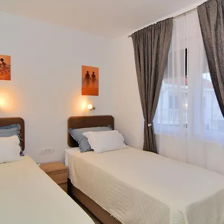 Bruno - Luxury Penthouse With Jacuzzi Apartman Zadar