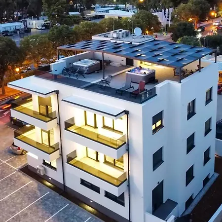 Bruno - Luxury Penthouse With Jacuzzi * Zadar