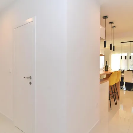 Bruno - Luxury Penthouse With Jacuzzi * Zadar